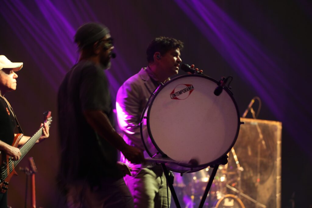 Jorge Vercillo no Multiplan Hall em 8-11-25 | Crédito: Rafael Cautella