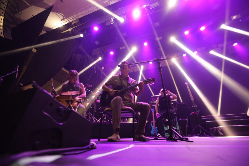 Jorge Vercillo no Multiplan Hall em 8-11-25 | Crédito: Rafael Cautella