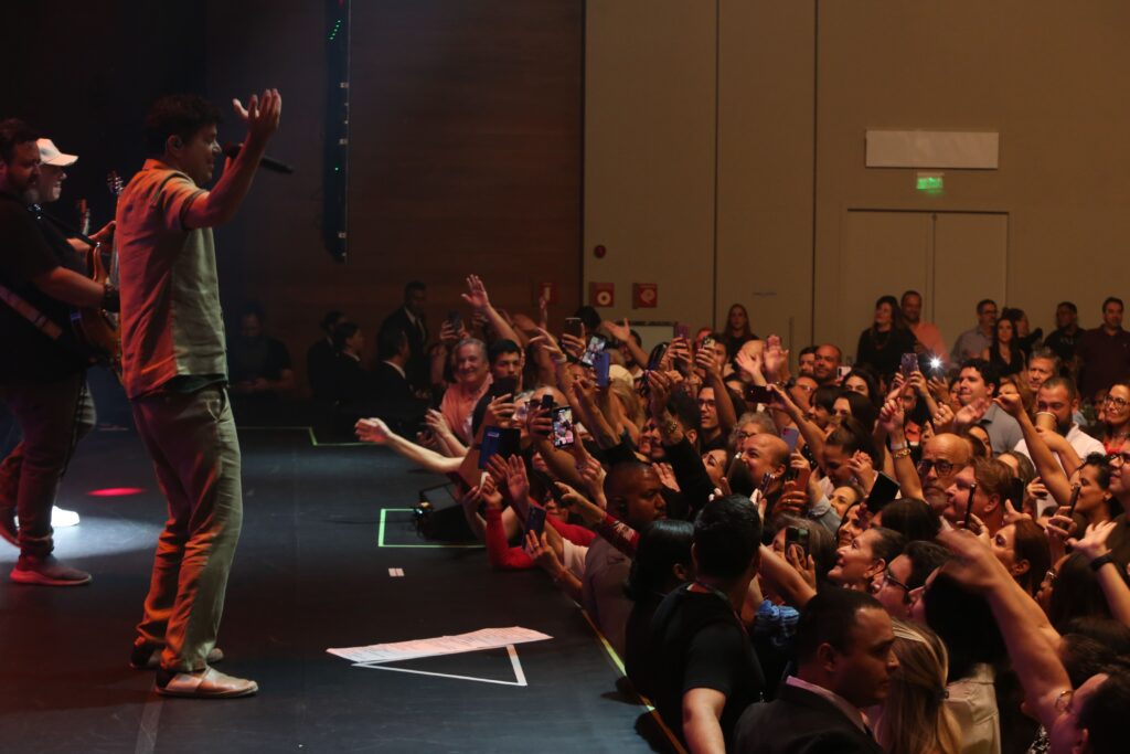 Jorge Vercillo no Multiplan Hall em 8-11-25 | Crédito: Rafael Cautella