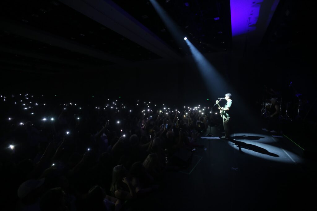 Jorge Vercillo no Multiplan Hall em 8-11-25 | Crédito: Rafael Cautella