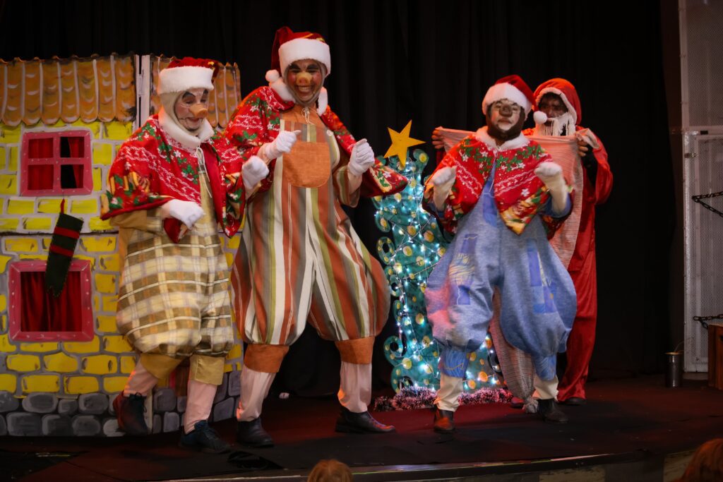 "O Natal dos Três Porquinhos" no Hard Rock 2025 | Crédito: Rafael Cautella