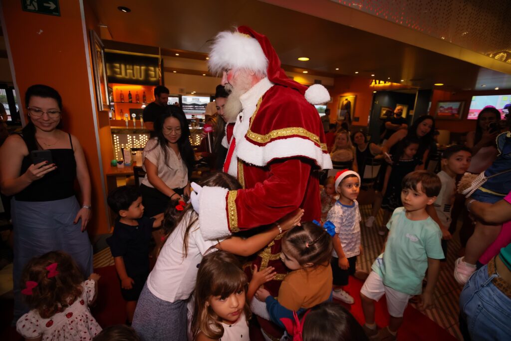 "O Natal dos Três Porquinhos" no Hard Rock 2025 | Crédito: Rafael Cautella