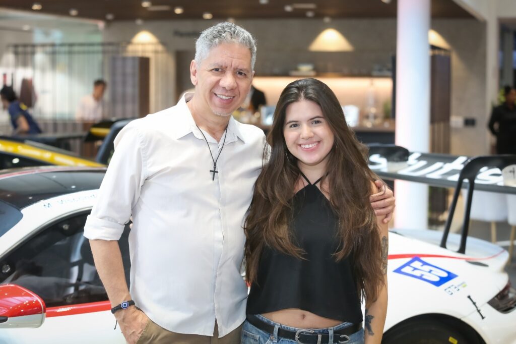 Porsche Center Ribeirão | Foto Rafael Cautella