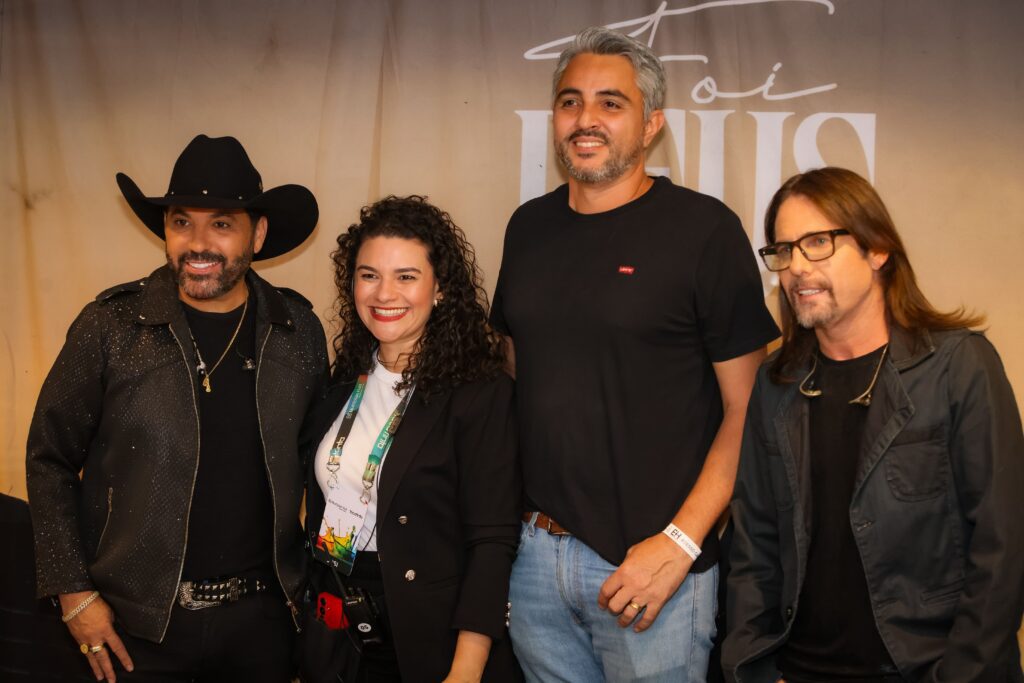 Show do Edson & Hudson revive clássicos e músicas autorais | Créditos: Rafael Cautella