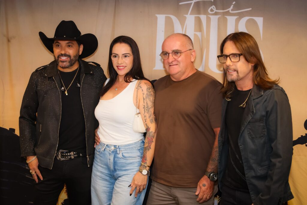 Show do Edson & Hudson revive clássicos e músicas autorais | Créditos: Rafael Cautella