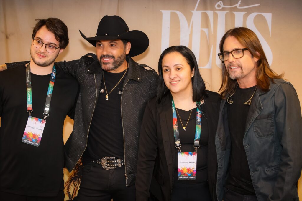 Show do Edson & Hudson revive clássicos e músicas autorais | Créditos: Rafael Cautella