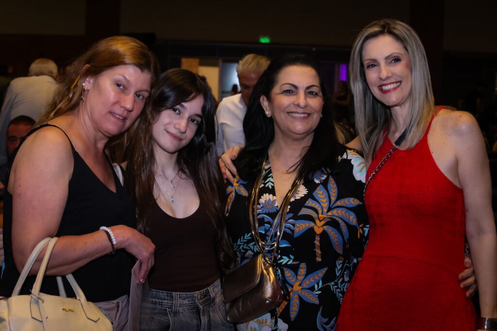 Show do Edson & Hudson revive clássicos e músicas autorais | Créditos: Rafael Cautella