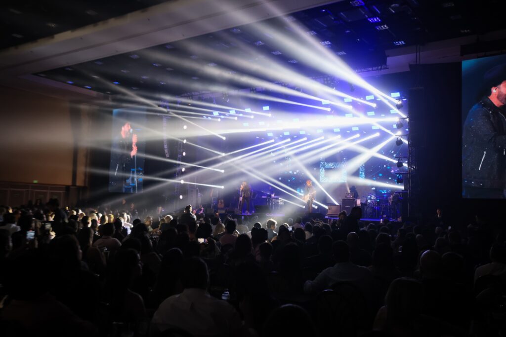 Show do Edson & Hudson revive clássicos e músicas autorais | Créditos: Rafael Cautella