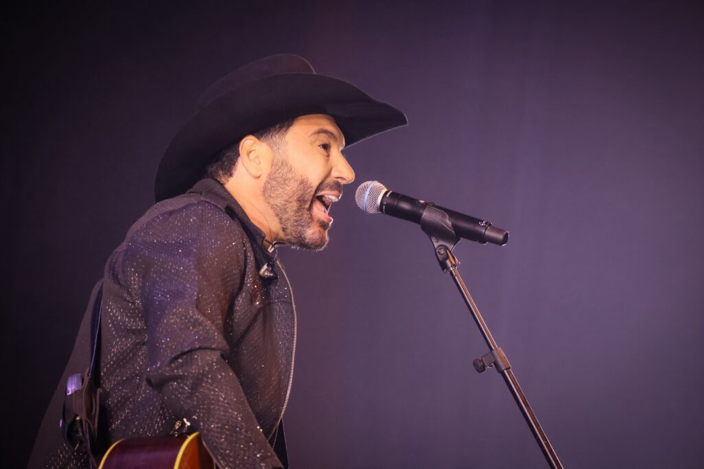 Show do Edson & Hudson revive clássicos e músicas autorais | Créditos: Rafael Cautella