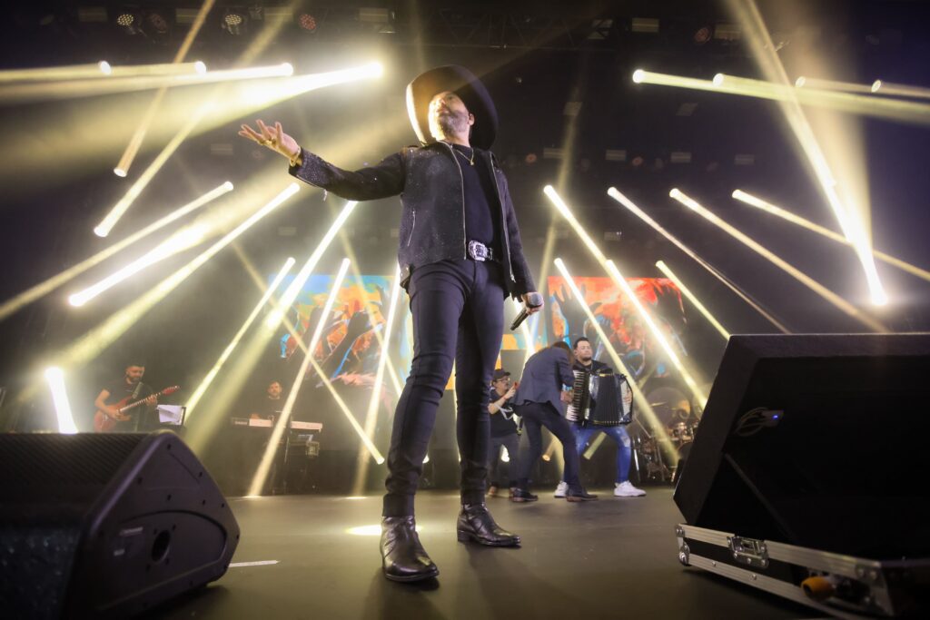 Show do Edson & Hudson revive clássicos e músicas autorais | Créditos: Rafael Cautella