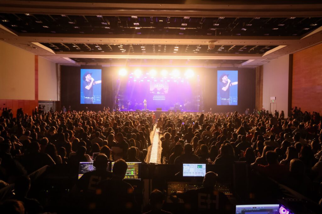 Show do Edson & Hudson revive clássicos e músicas autorais | Créditos: Rafael Cautella