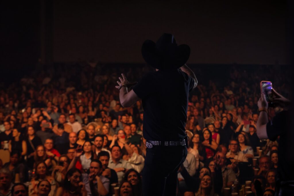 Show do Edson & Hudson revive clássicos e músicas autorais | Créditos: Rafael Cautella