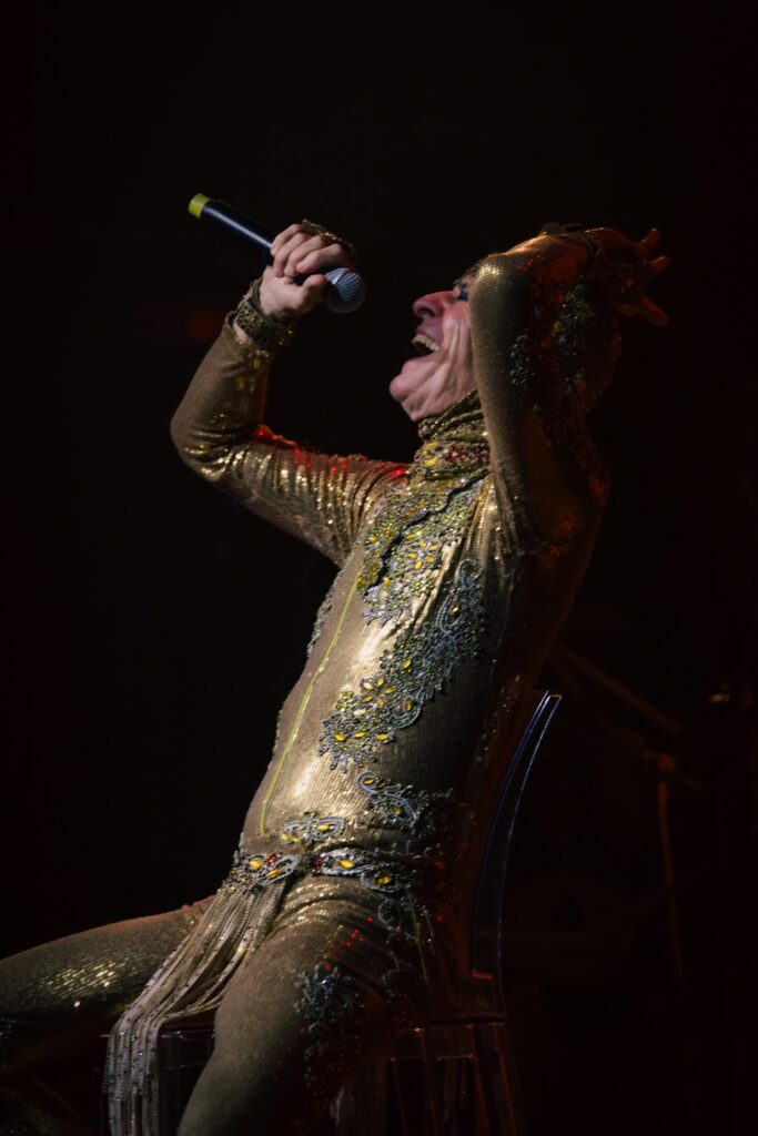 Ney Matogrosso no Multiplan Hall em 2025 | Crédito: Rafael Cautella