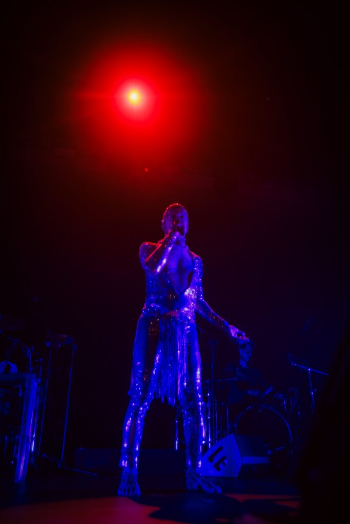 Ney Matogrosso no Multiplan Hall em 2025 | Crédito: Rafael Cautella