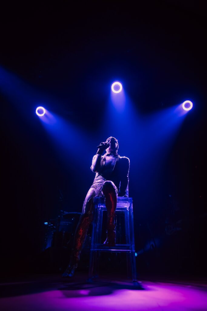 Ney Matogrosso no Multiplan Hall em 2025 | Crédito: Rafael Cautella