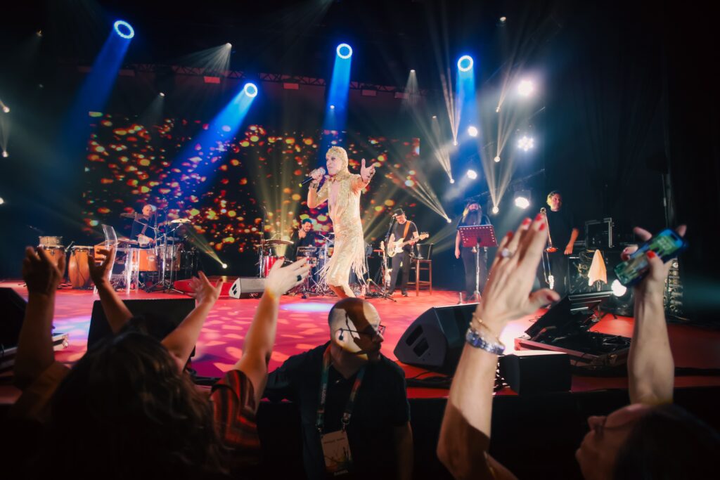 Ney Matogrosso no Multiplan Hall em 2025 | Crédito: Rafael Cautella