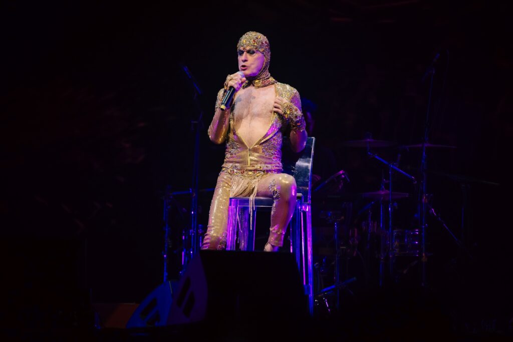 Ney Matogrosso no Multiplan Hall em 2025 | Crédito: Rafael Cautella