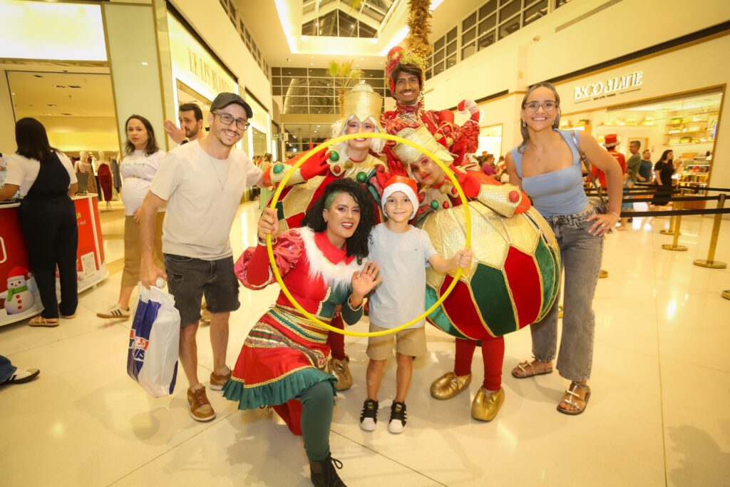 Temporada natalina no Iguatemi Ribeirão se inicia com chegada do Noel | Créditos: Rafael Cautella