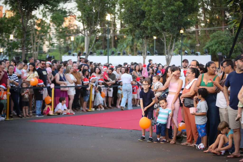 Temporada natalina no Iguatemi Ribeirão se inicia com chegada do Noel | Créditos: Rafael Cautella