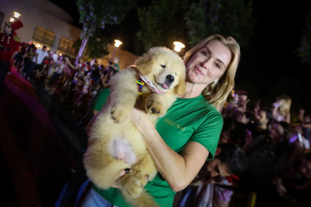 Temporada natalina no Iguatemi Ribeirão se inicia com chegada do Noel | Créditos: Rafael Cautella