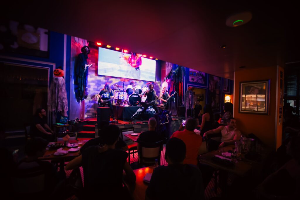 Tributo ao Metallica coloca Hard Rock Cafe® Ribeirão no clima do Halloween | Créditos: Rafael Cautella