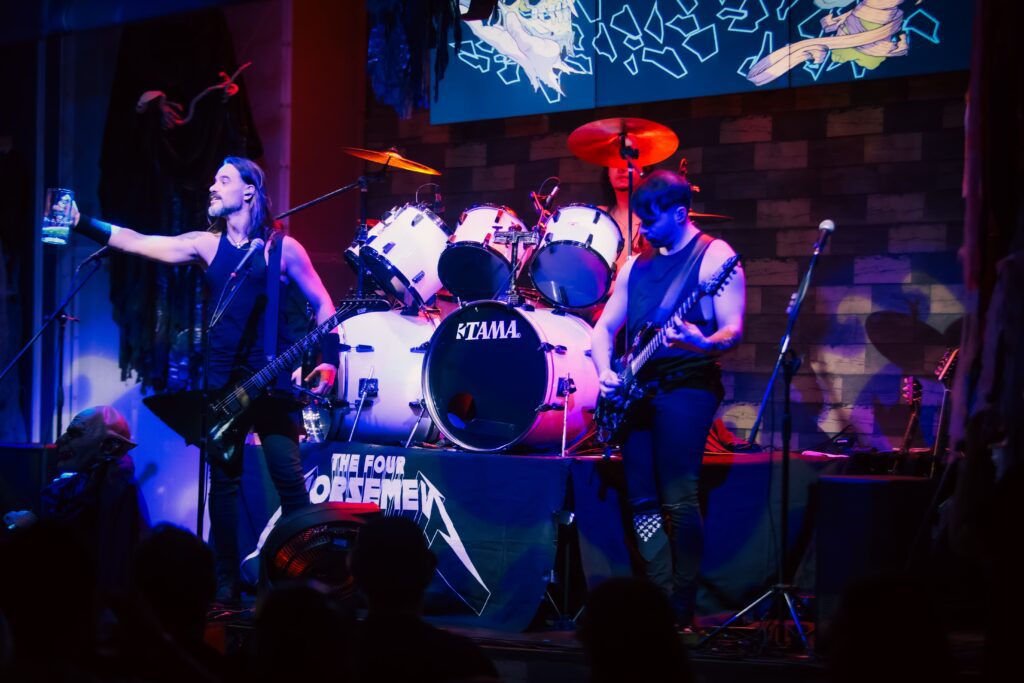 Tributo ao Metallica coloca Hard Rock Cafe® Ribeirão no clima do Halloween | Créditos: Rafael Cautella