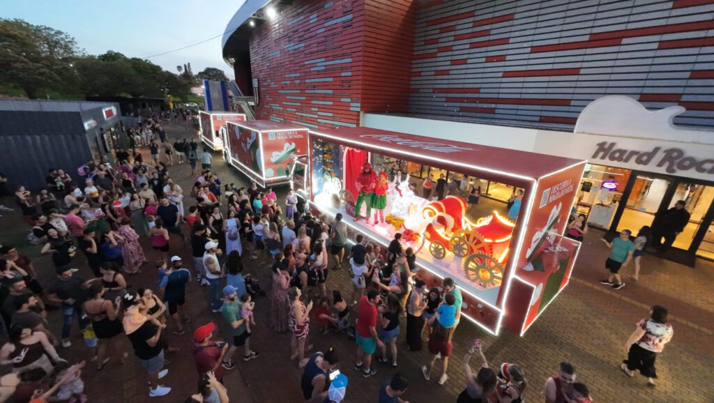 Carreta de Natal Coca-Cola 2025 no Hard Rock | Crédito: Rafael Cautella