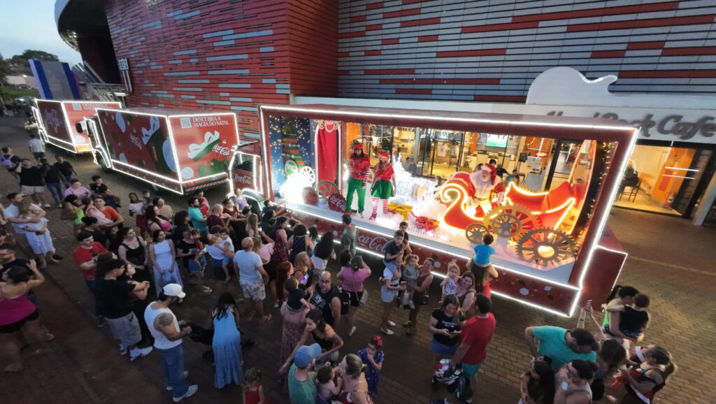 Carreta de Natal Coca-Cola 2025 no Hard Rock | Crédito: Rafael Cautella