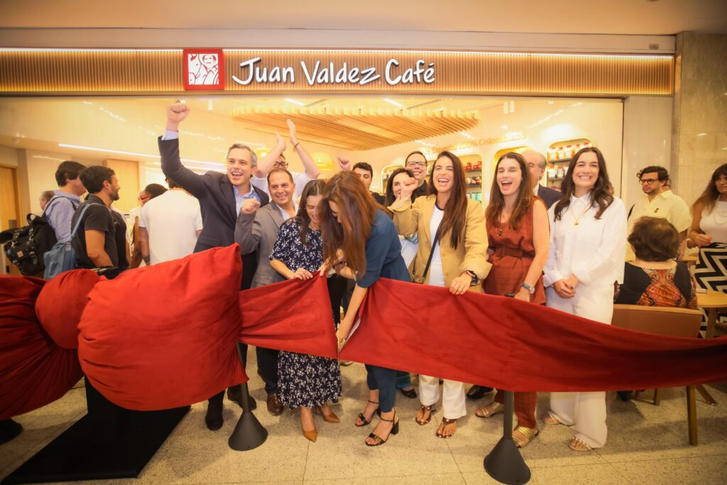 Inauguração da Juan Valdez | Crédito: Rafael Cautella