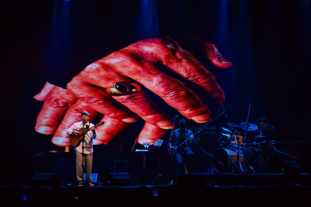 João Bosco no Multiplan Hall em 20-12-25 | Crédito: Rafael Cautella