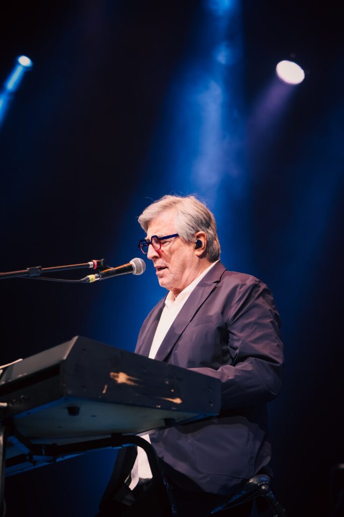 Ivan Lins no Multiplan Hall em 20-12-25 | Crédito: Rafael Cautella