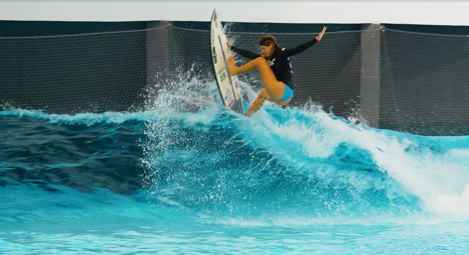Geração de ondas na Surf Center em Curitiba | Crédito: Emerson Alemão