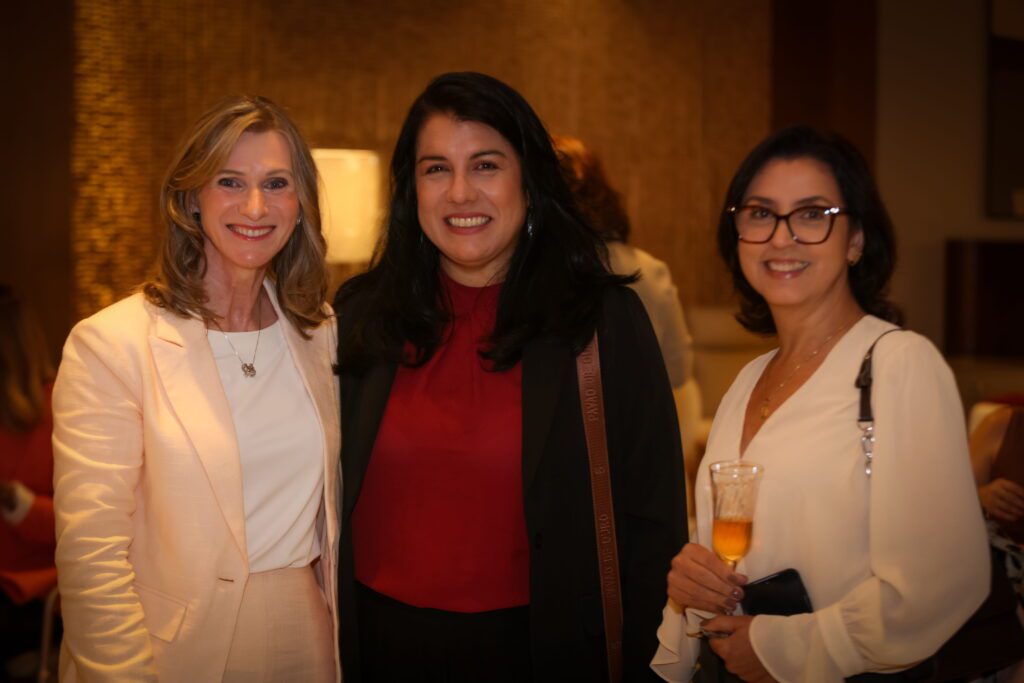 Lançamento de livro na Breton | Crédito: Rafael Cautella