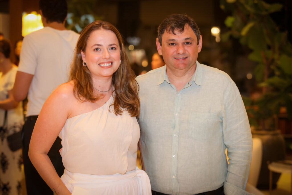 Lançamento de livro na Breton | Crédito: Rafael Cautella