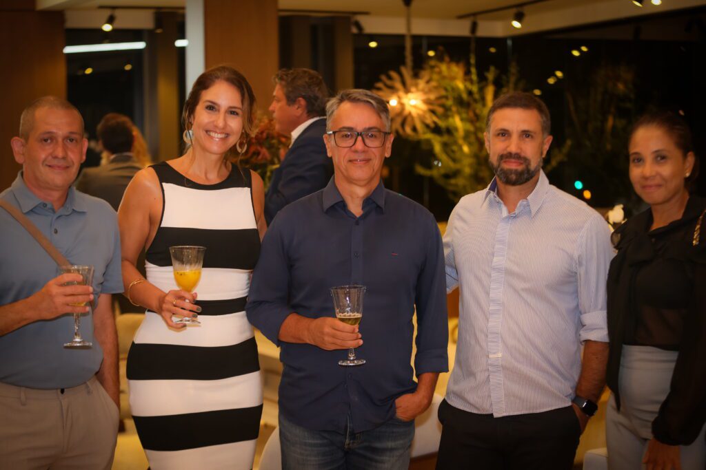 Lançamento de livro na Breton | Crédito: Rafael Cautella