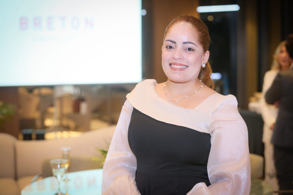 Lançamento de livro na Breton | Crédito: Rafael Cautella