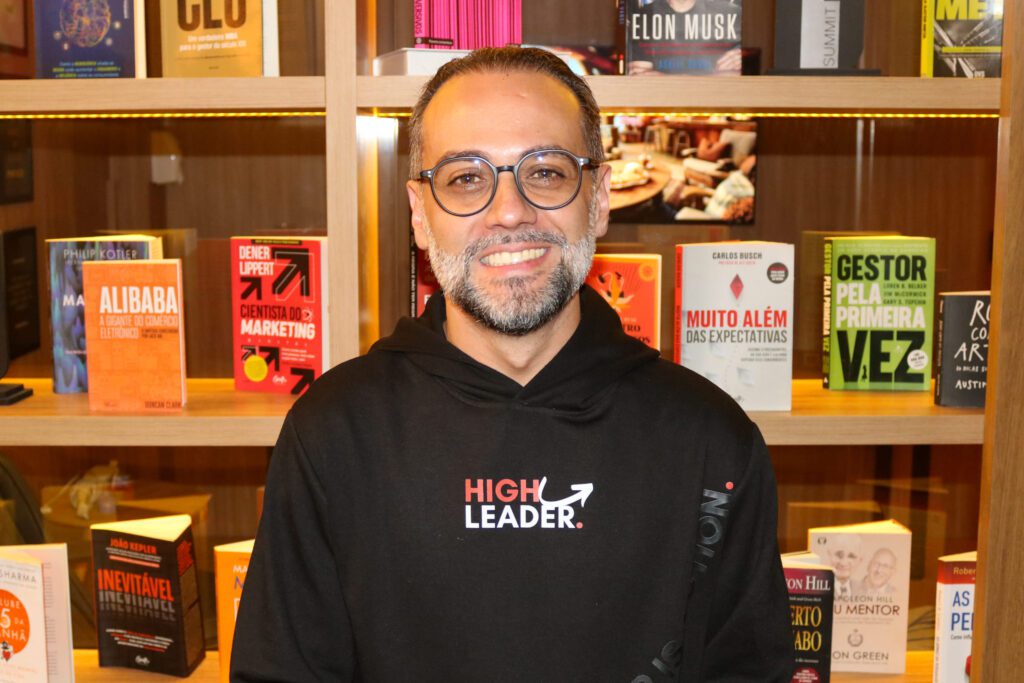 Thiago Fonseca se apresentou no First Coffee | Crédito: Divulgação