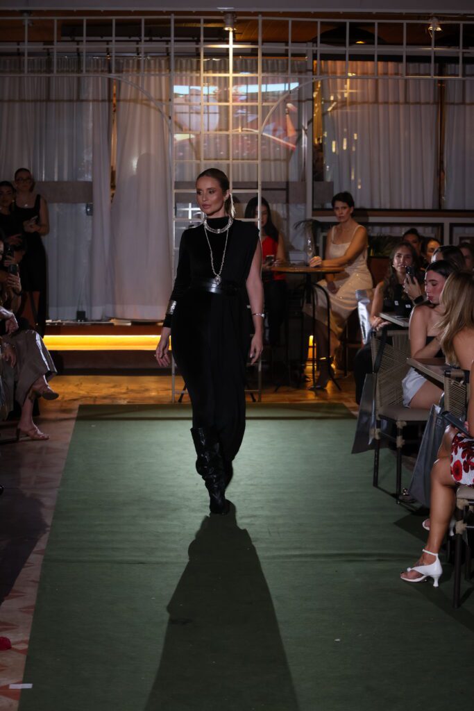 Desfile da loja Adonira | Crédito: Rafael Cautella