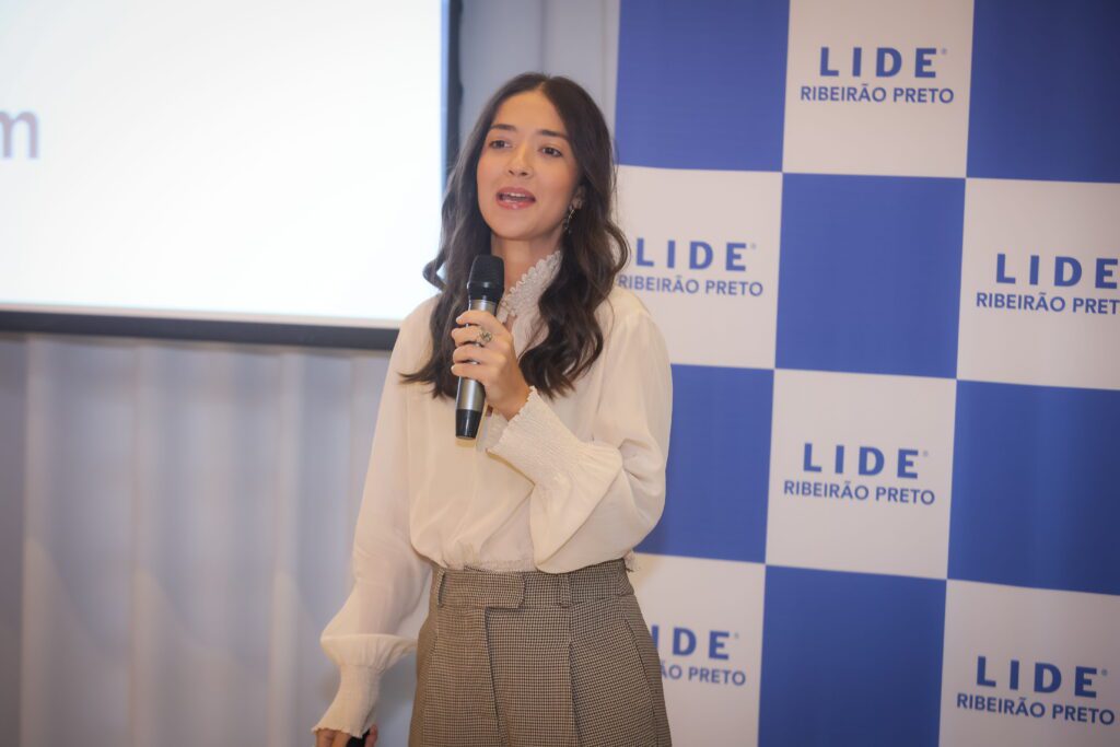 LIDE Futuro debate impactos da Geração Z com Letícia Pavim | Crédito: Rafael Cautella