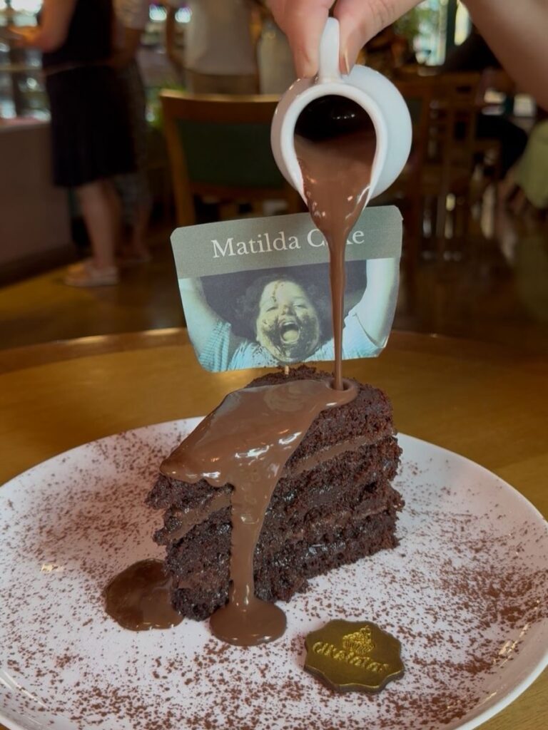 A confeitaria aposta em novos sabores e experiências como o Cake Bar e o bolo Matilda na busca por promover a conexão e a familiaridade | Créditos: arquivo pessoal