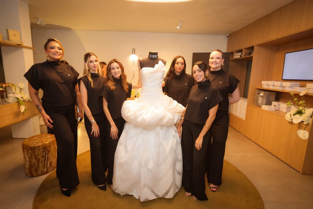 Atelier Neide Amaral apresenta Experience Barcelona Bride Week | Crédito: Rafael Cautella