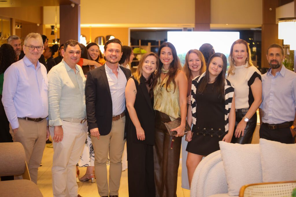 Breton recebe Larissa Perna | Crédito: Rafael Cautella