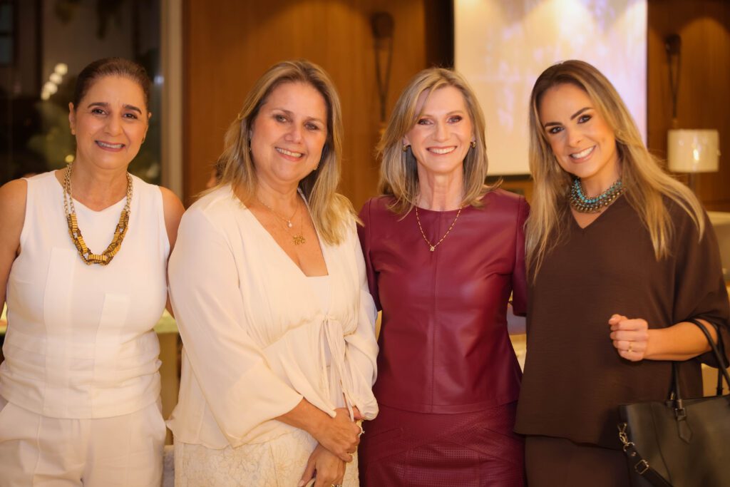 Breton recebe Larissa Perna | Crédito: Rafael Cautella