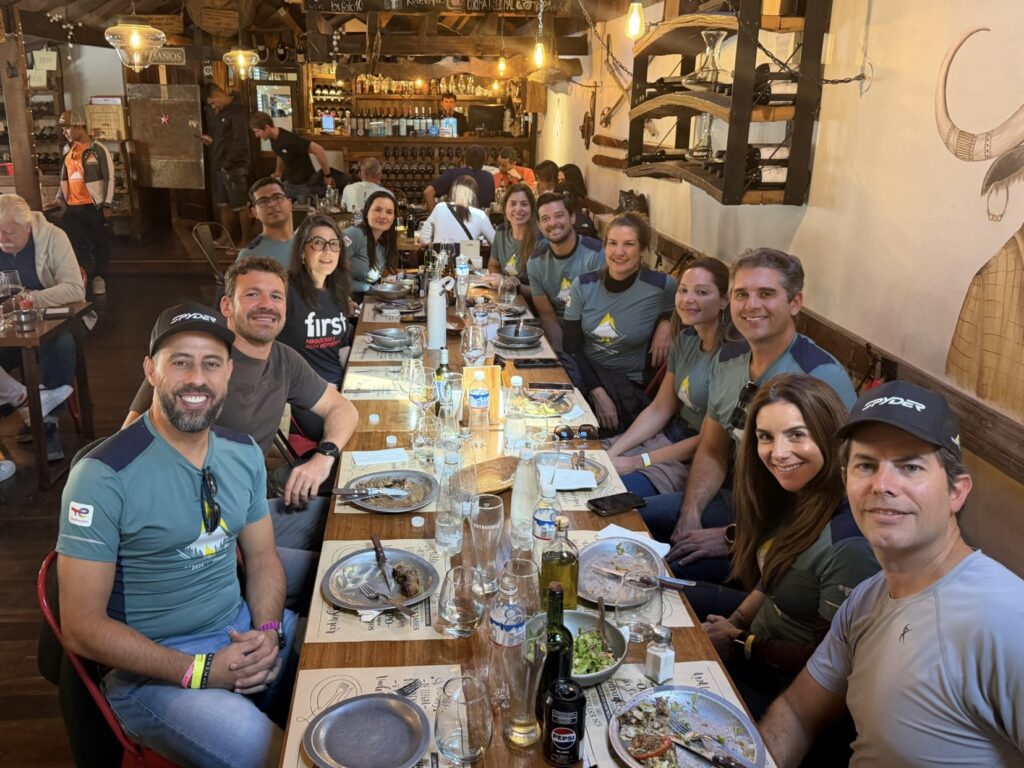 Grupo First na Patagônia Run | Crédito: Divulgação Grupo First