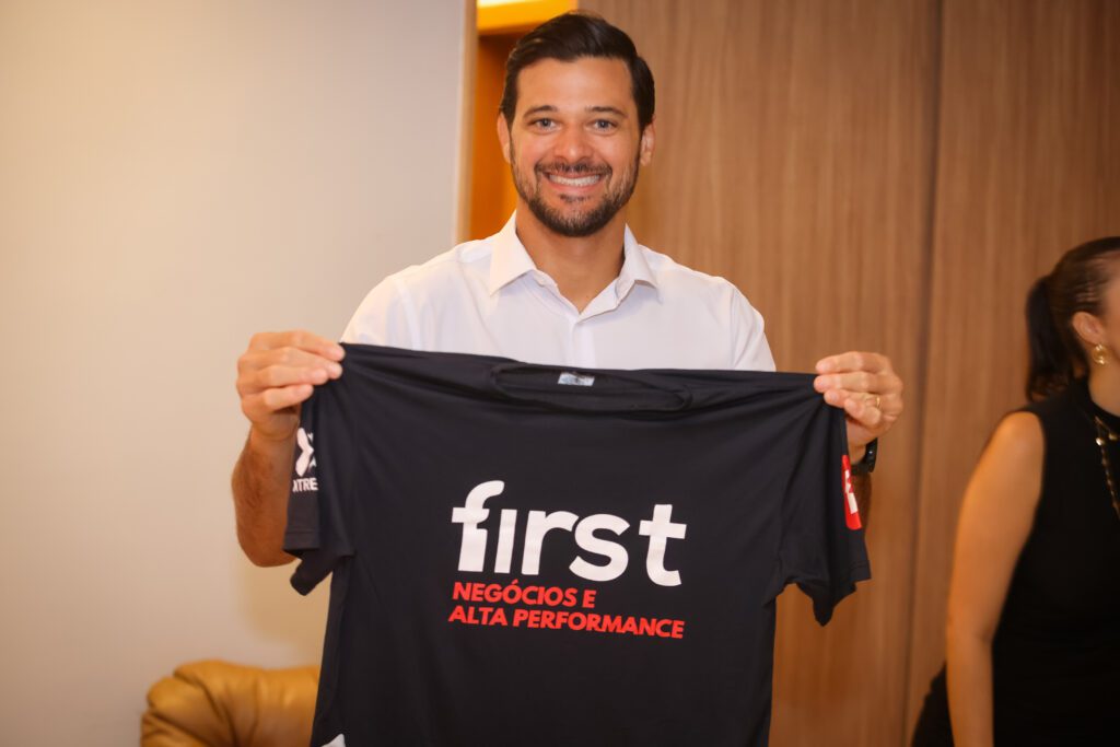 Mario Rossi, empreendedor, educador e idealizador do Grupo First | Crédito: Rafael Cautella