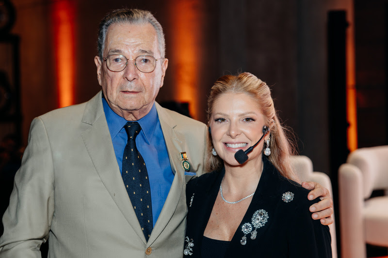 Maurílio Biagi Filho e Aryane Garcia, idealizadora do Agrotalk Show | Crédito: Matheus Toledo