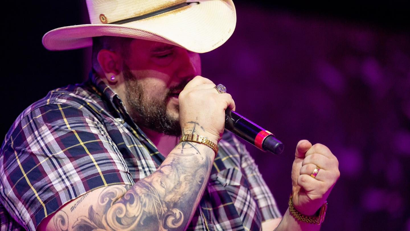 Cantor Panda | Crédito: Reprodução do Facebook