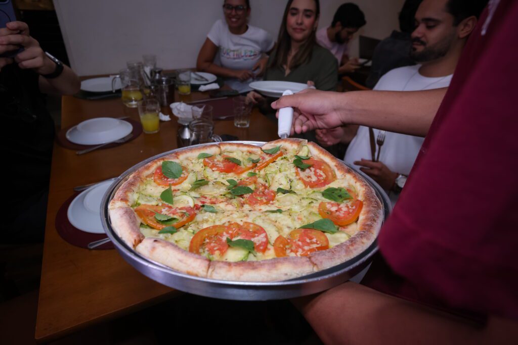 Pizzas Falaguasta com whey protein | Crédito: Rafael Cautella