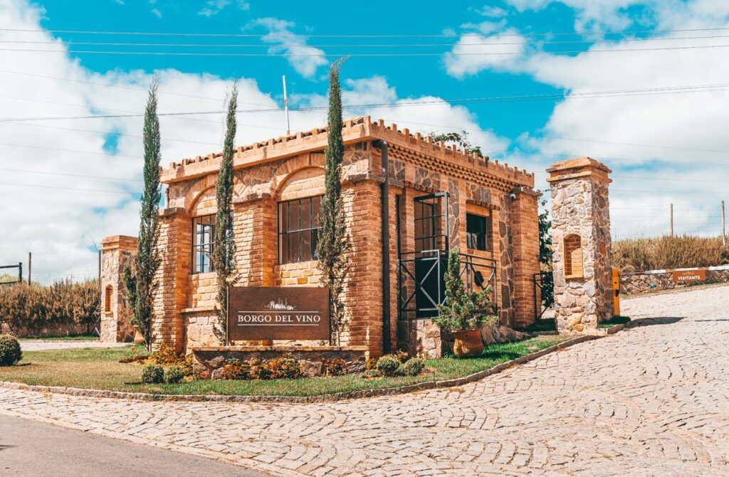 O trabalho da Friday Marketing Imobiliário no Borgo Del Vino contribuiu para reposicionar Areal como destino do enoturismo no Brasil | Crédito: Divulgação