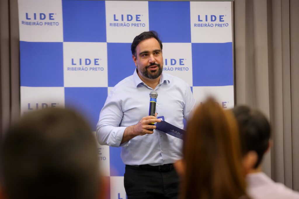 LIDE recebe Rodrigo Lopes, fundador do Grupo RPX | Crédito: Rafael Cautella